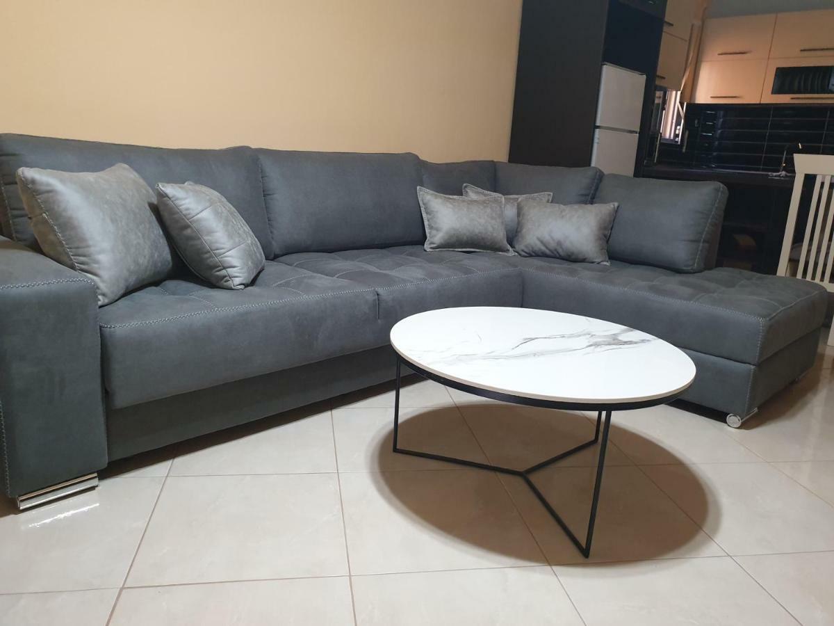 אוריקום Ann'Apartment מראה חיצוני תמונה
